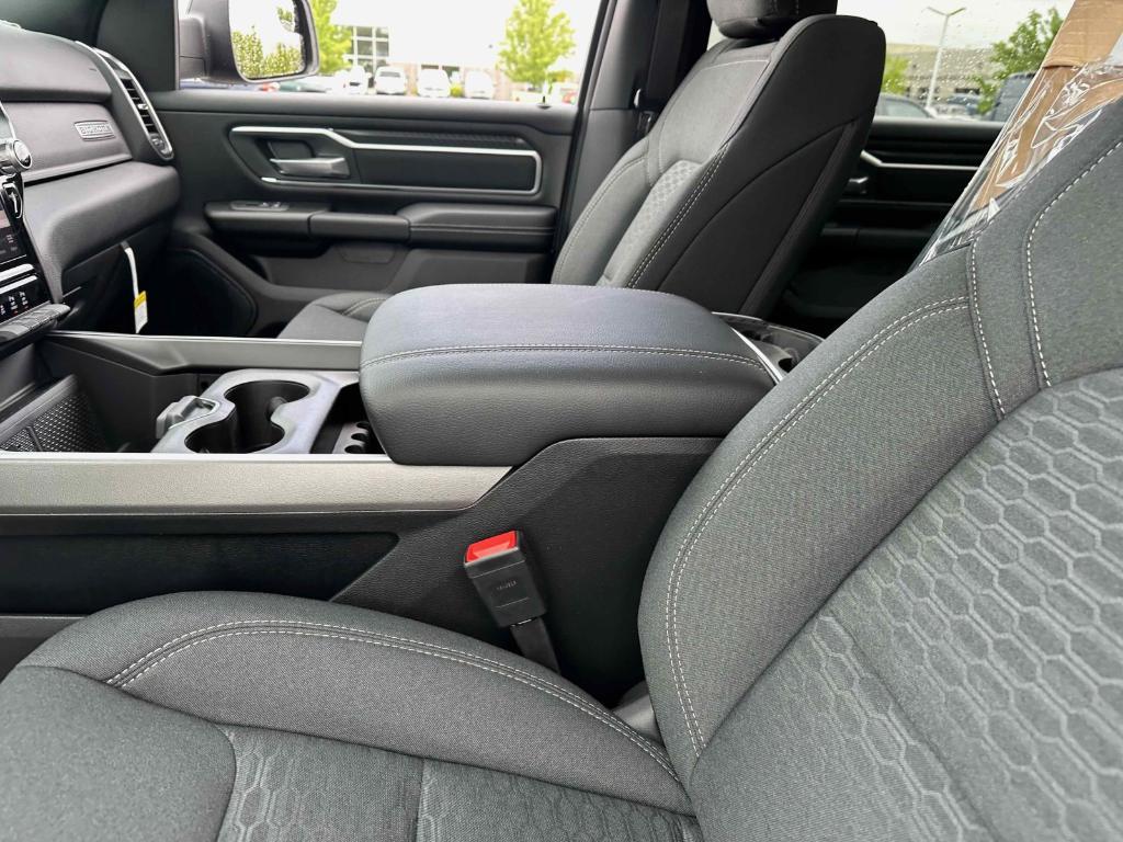 new 2025 Ram 1500 car, priced at $53,958
