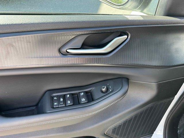 new 2025 Jeep Grand Cherokee car, priced at $37,775