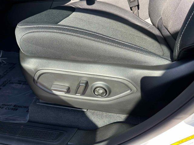 new 2025 Jeep Grand Cherokee car, priced at $37,775