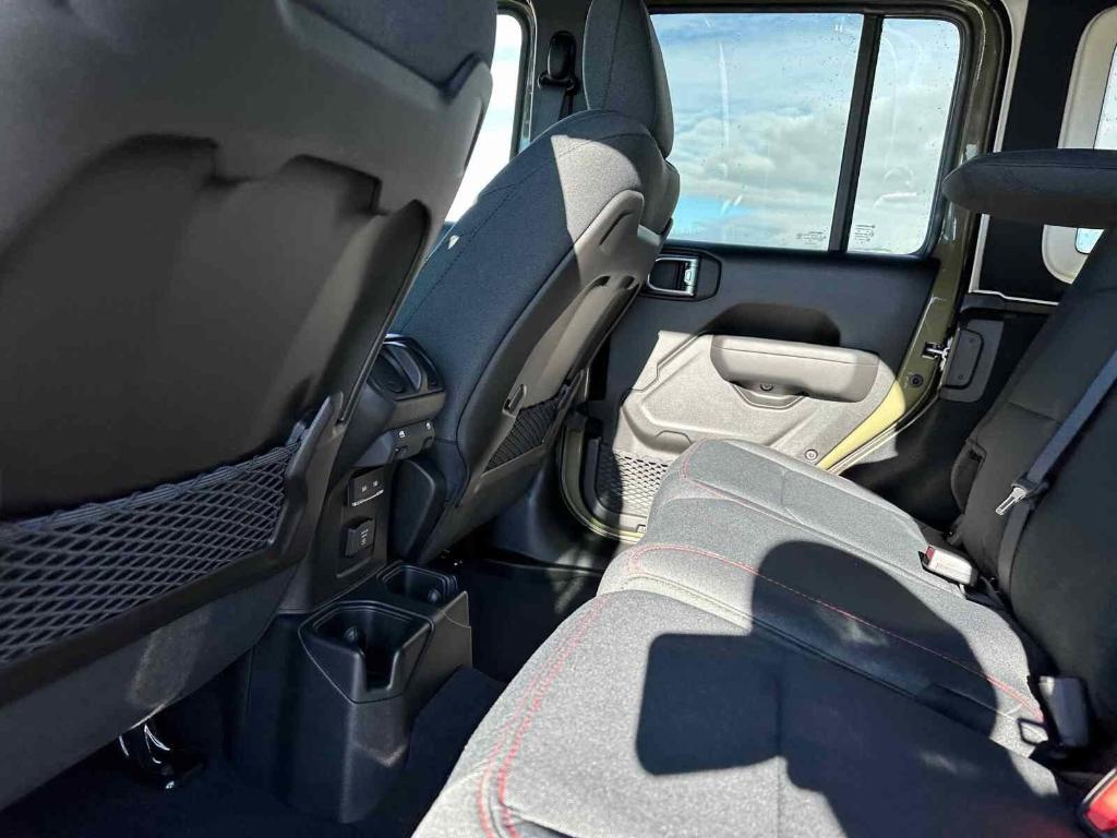 new 2025 Jeep Wrangler car, priced at $58,850