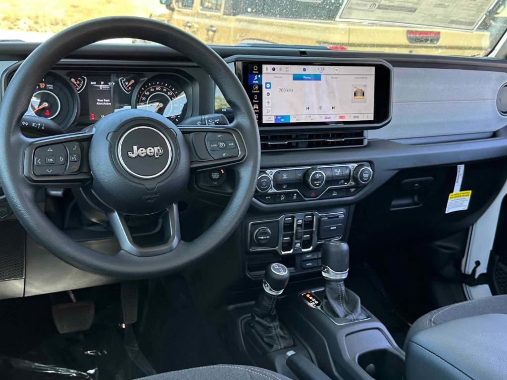 new 2025 Jeep Gladiator car, priced at $39,087