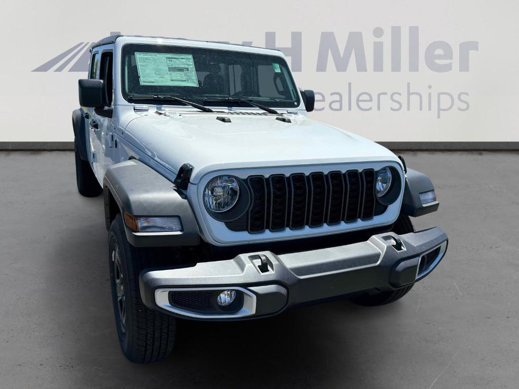 new 2025 Jeep Gladiator car, priced at $39,087