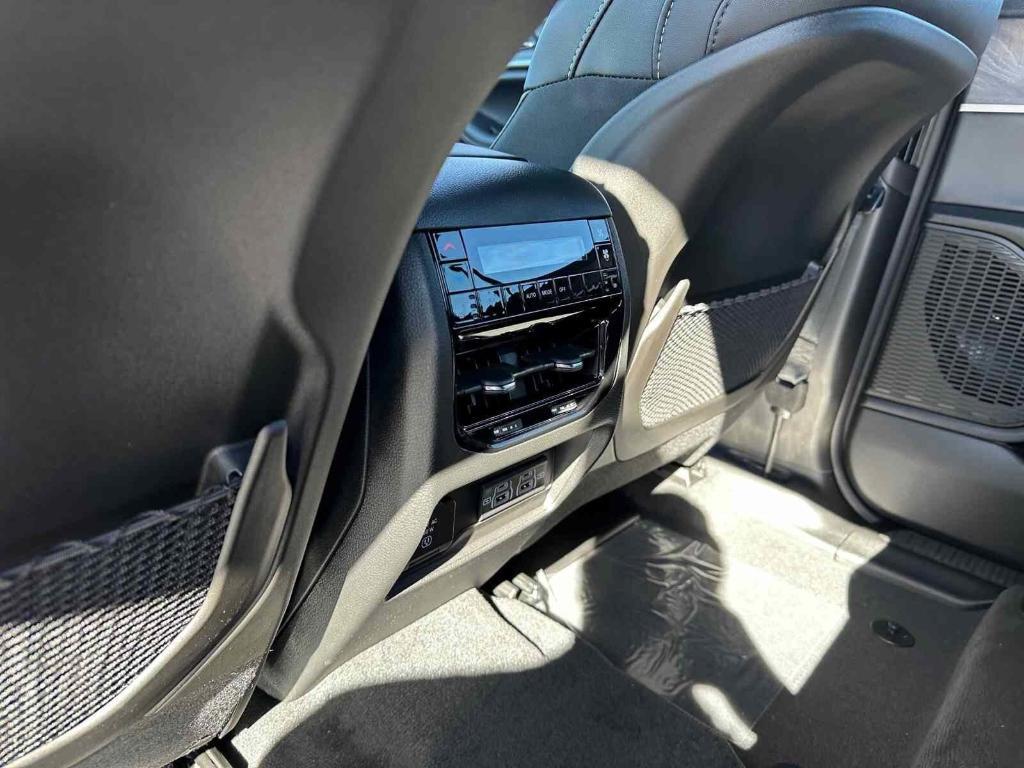 new 2025 Jeep Grand Cherokee L car, priced at $47,622