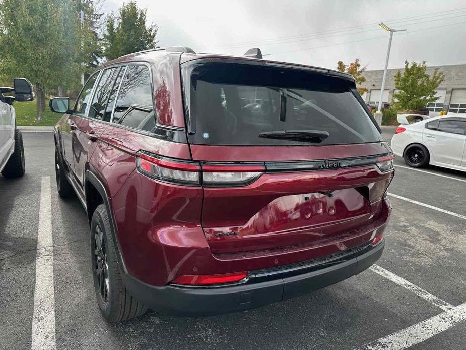 new 2025 Jeep Grand Cherokee car, priced at $42,893