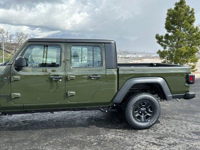 new 2024 Jeep Gladiator car, priced at $40,996