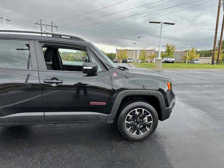 used 2023 Jeep Renegade car, priced at $24,044