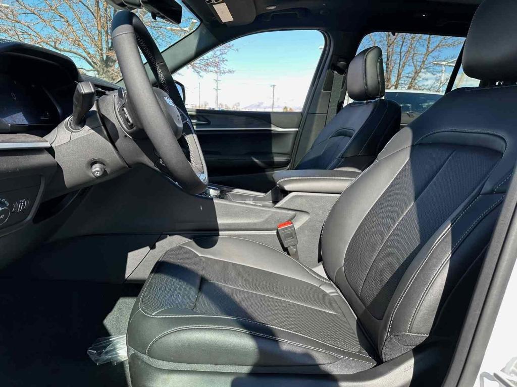 new 2025 Jeep Grand Cherokee car, priced at $53,246