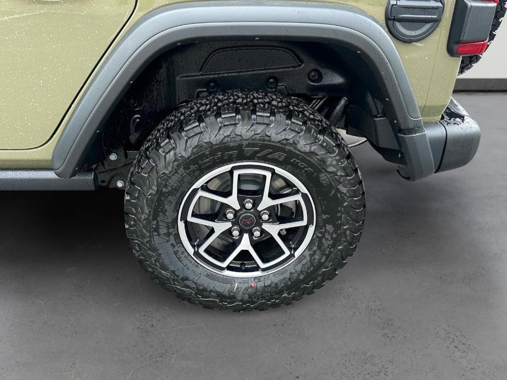 new 2025 Jeep Wrangler car, priced at $62,433