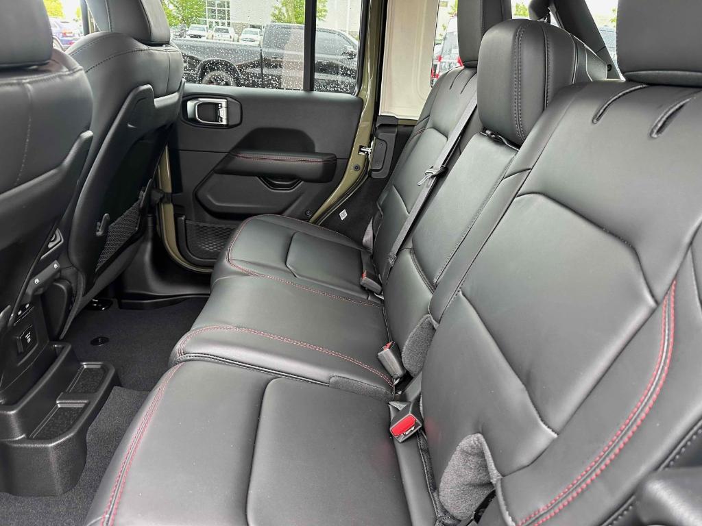 new 2025 Jeep Wrangler car, priced at $62,433
