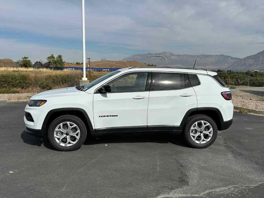 new 2025 Jeep Compass car, priced at $27,556