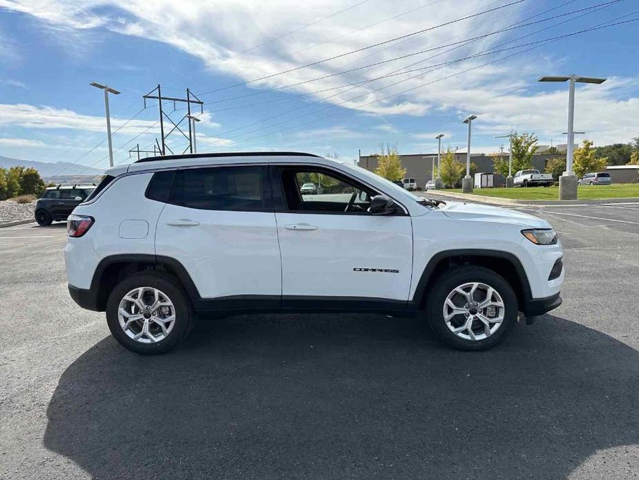 new 2025 Jeep Compass car, priced at $27,556