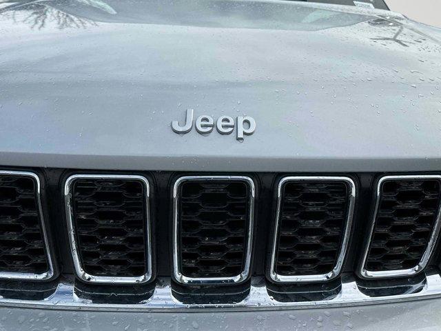 new 2025 Jeep Grand Cherokee car, priced at $38,871