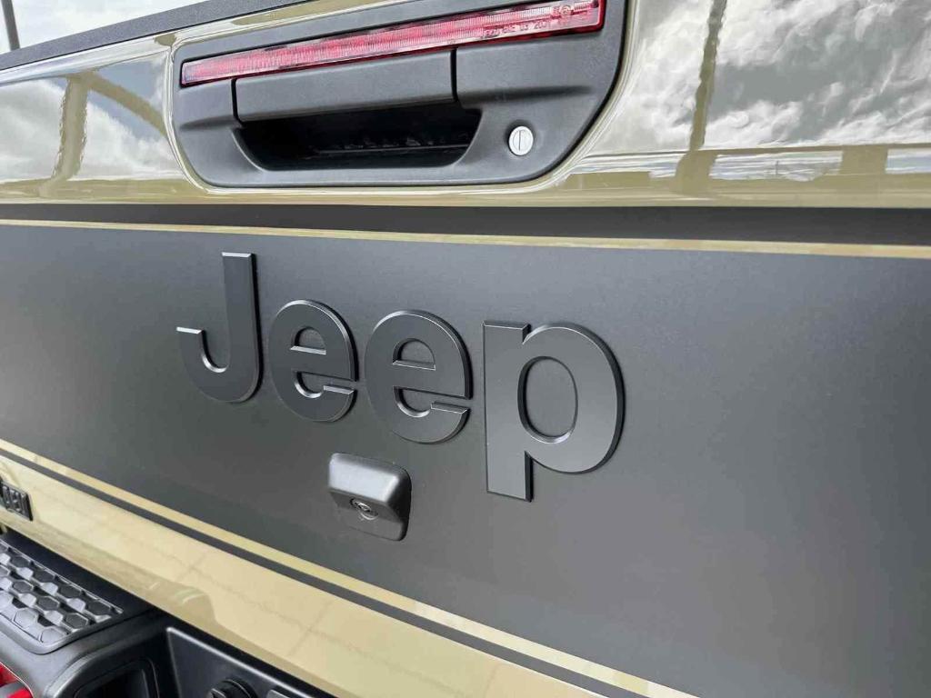 new 2025 Jeep Gladiator car, priced at $80,441
