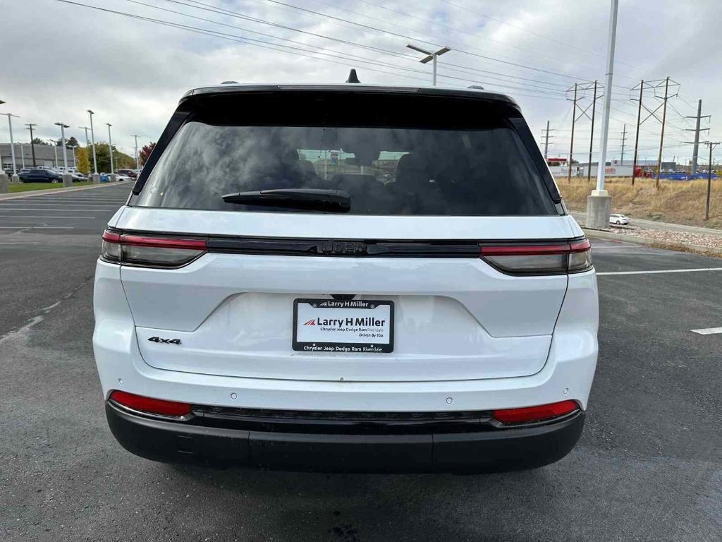 new 2025 Jeep Grand Cherokee car, priced at $43,253