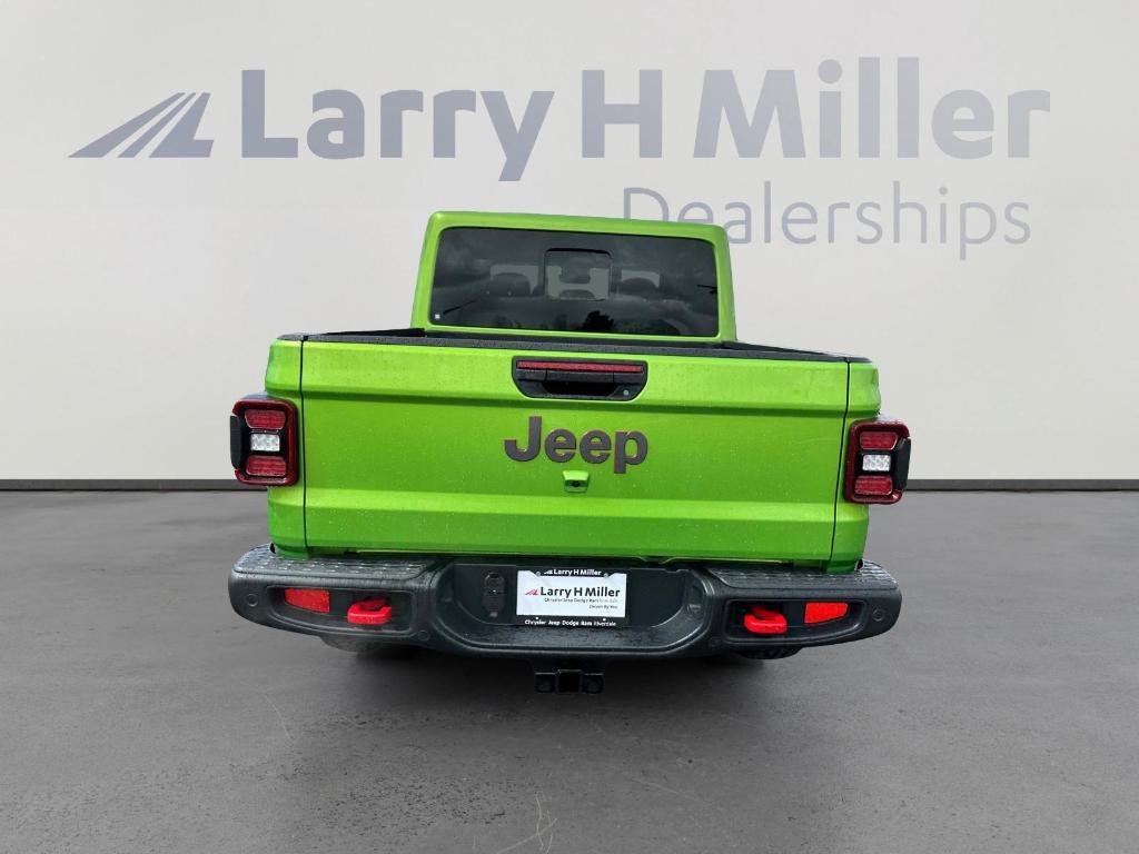 new 2025 Jeep Gladiator car, priced at $55,796