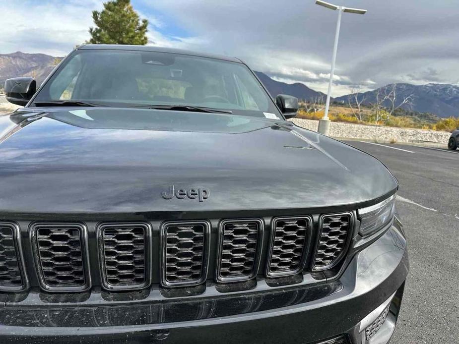 new 2025 Jeep Grand Cherokee car, priced at $43,789