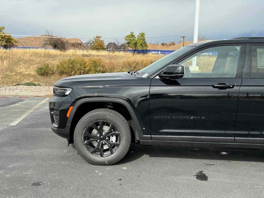 new 2025 Jeep Grand Cherokee car, priced at $43,789