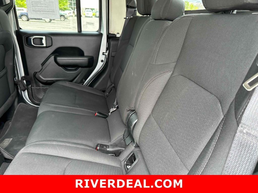 used 2023 Jeep Gladiator car, priced at $29,000