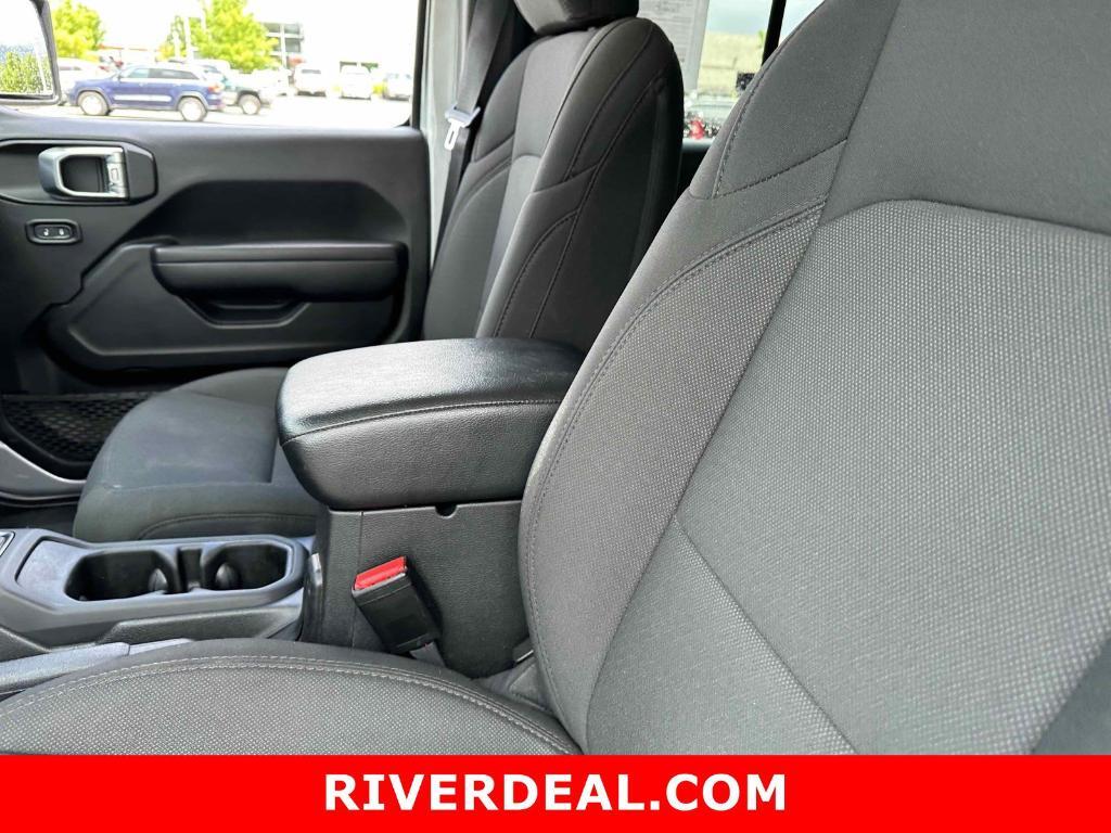 used 2023 Jeep Gladiator car, priced at $29,000