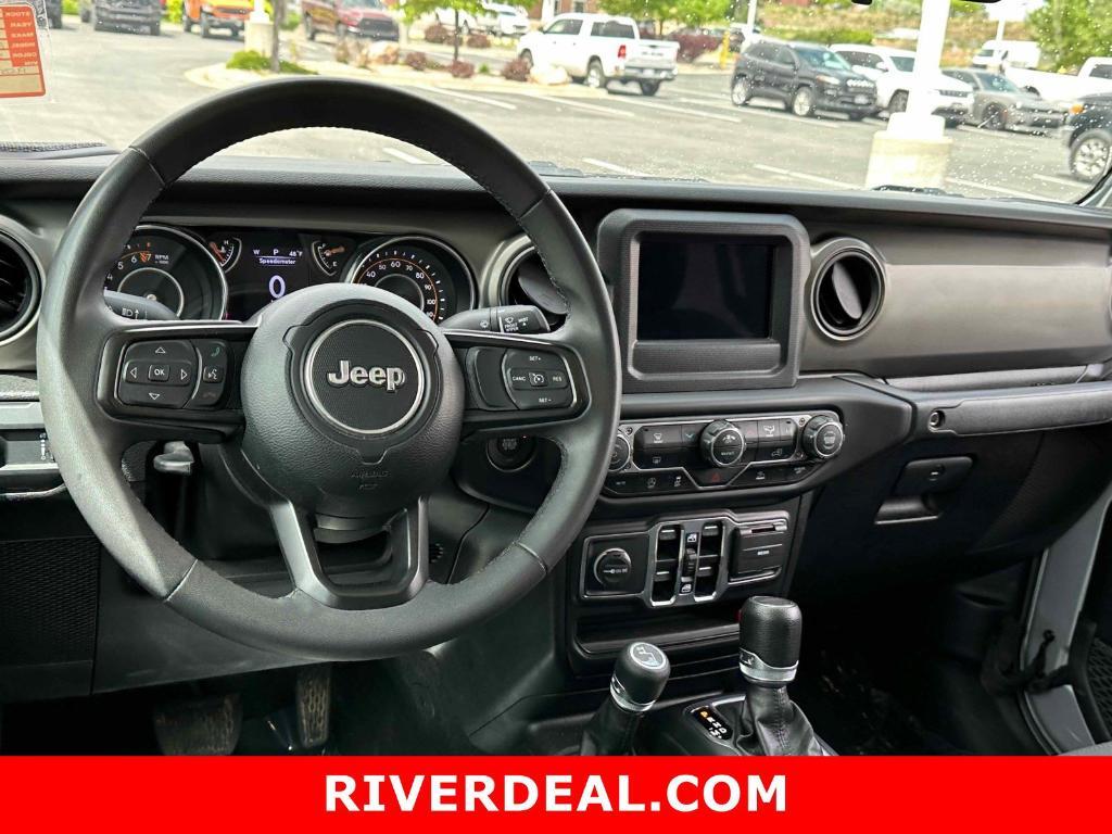 used 2023 Jeep Gladiator car, priced at $29,000