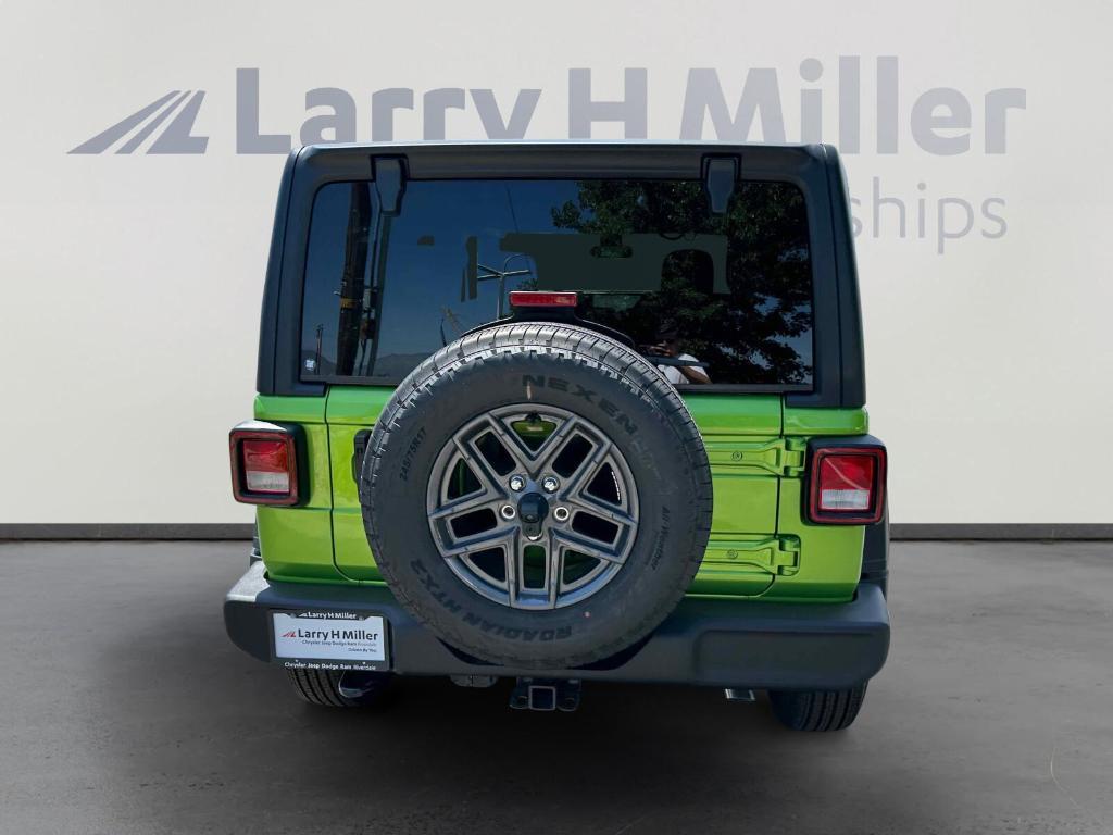 new 2025 Jeep Wrangler car, priced at $48,426