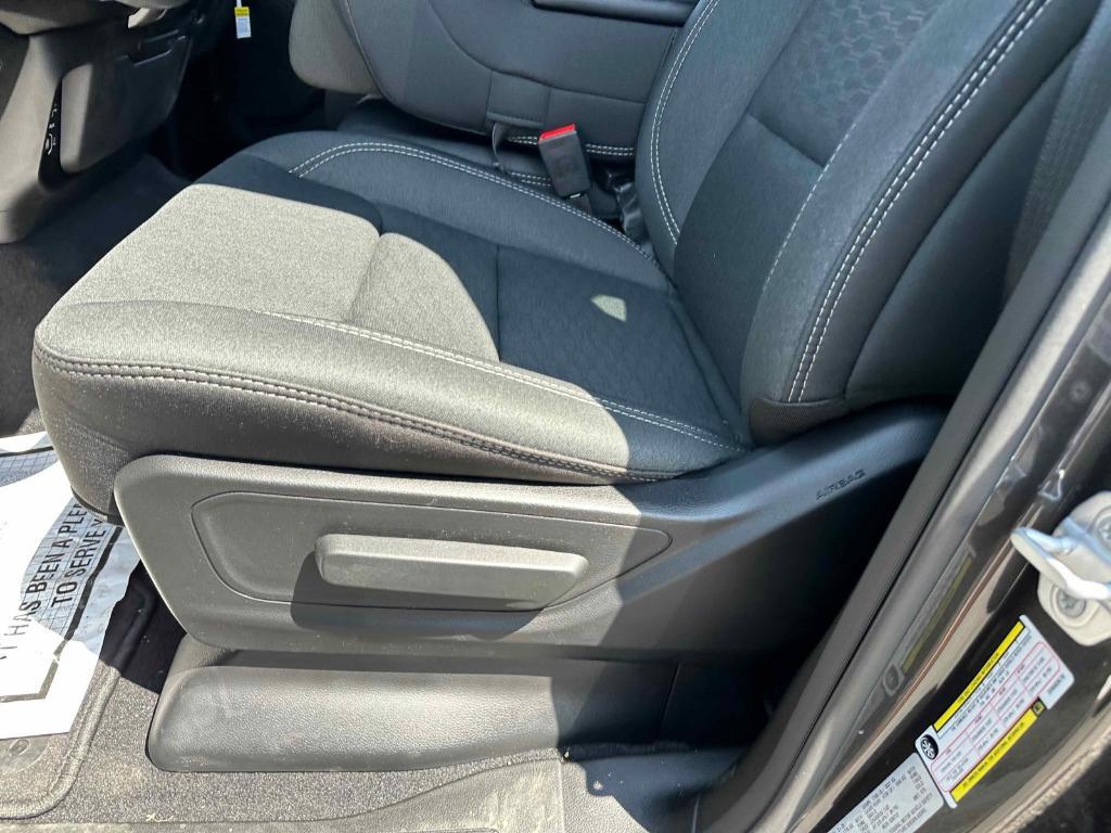 new 2025 Ram 1500 car, priced at $46,723