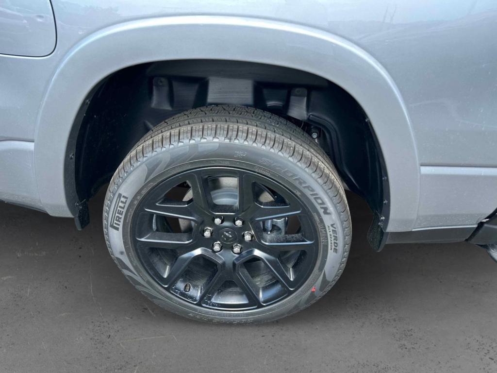 new 2025 Ram 1500 car, priced at $62,566