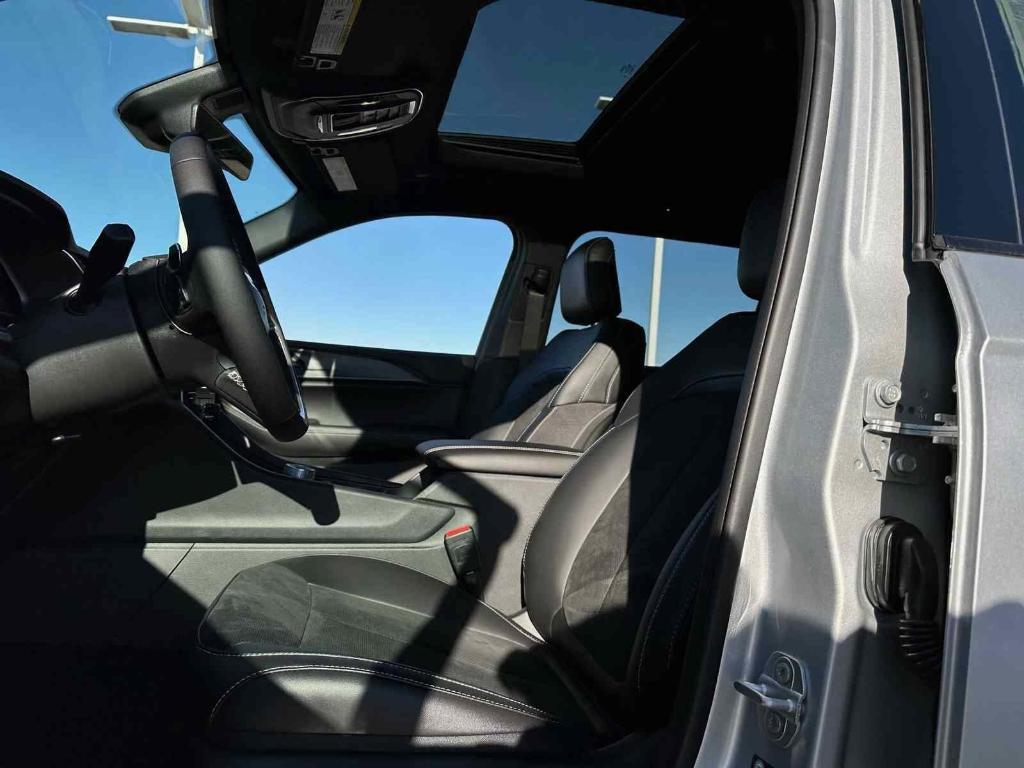 new 2025 Jeep Grand Cherokee L car, priced at $44,749
