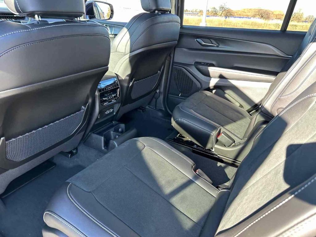 new 2025 Jeep Grand Cherokee L car, priced at $44,749