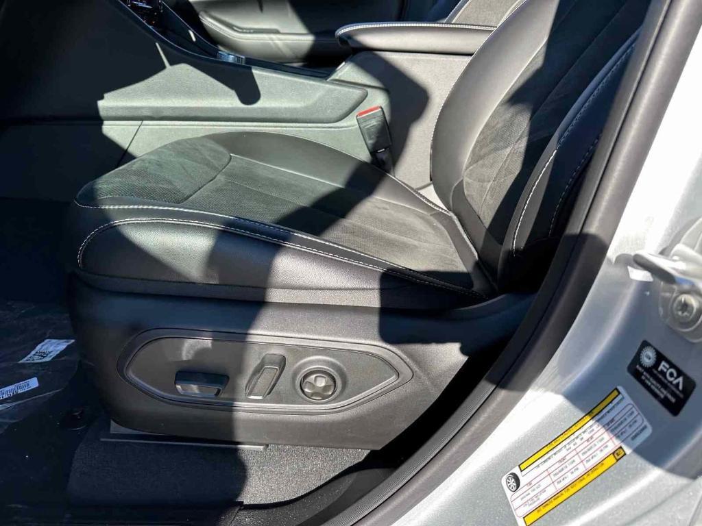 new 2025 Jeep Grand Cherokee L car, priced at $44,749
