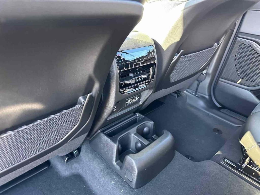 new 2025 Jeep Grand Cherokee L car, priced at $44,749
