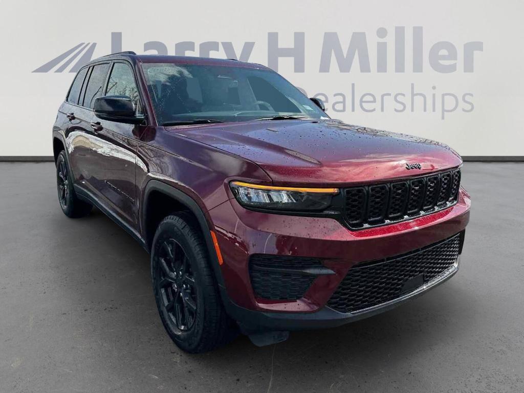 new 2025 Jeep Grand Cherokee car, priced at $41,505
