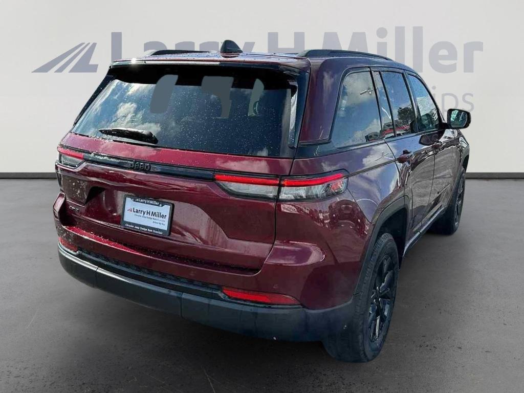 new 2025 Jeep Grand Cherokee car, priced at $42,789