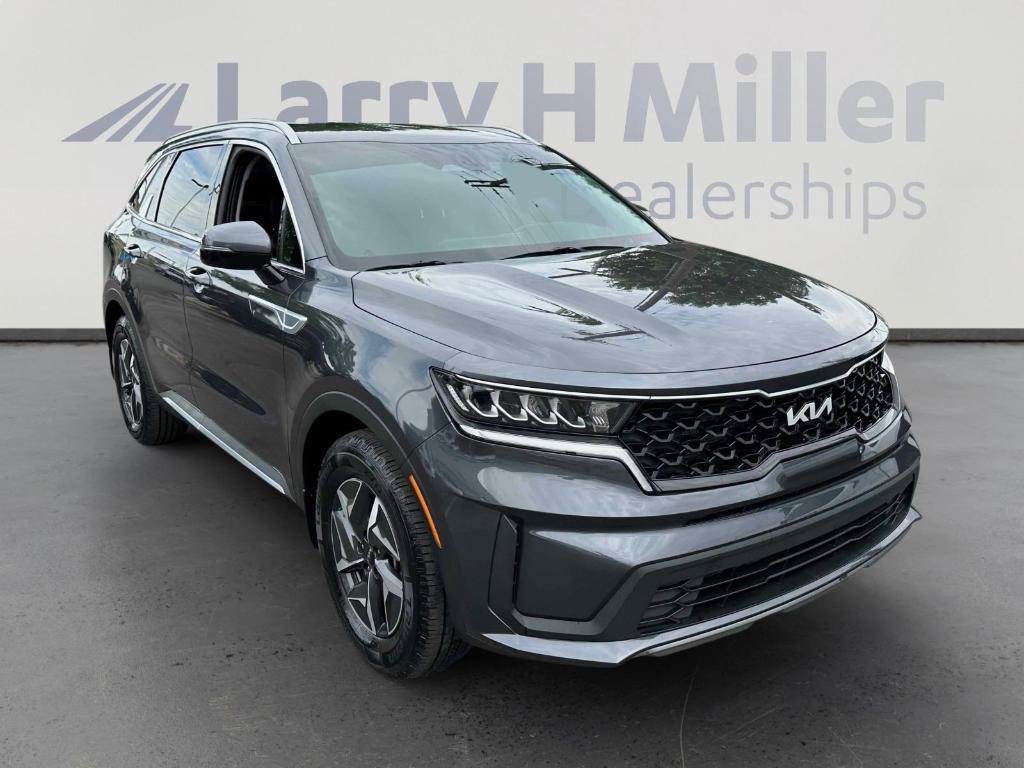 used 2022 Kia Sorento Hybrid car, priced at $27,440