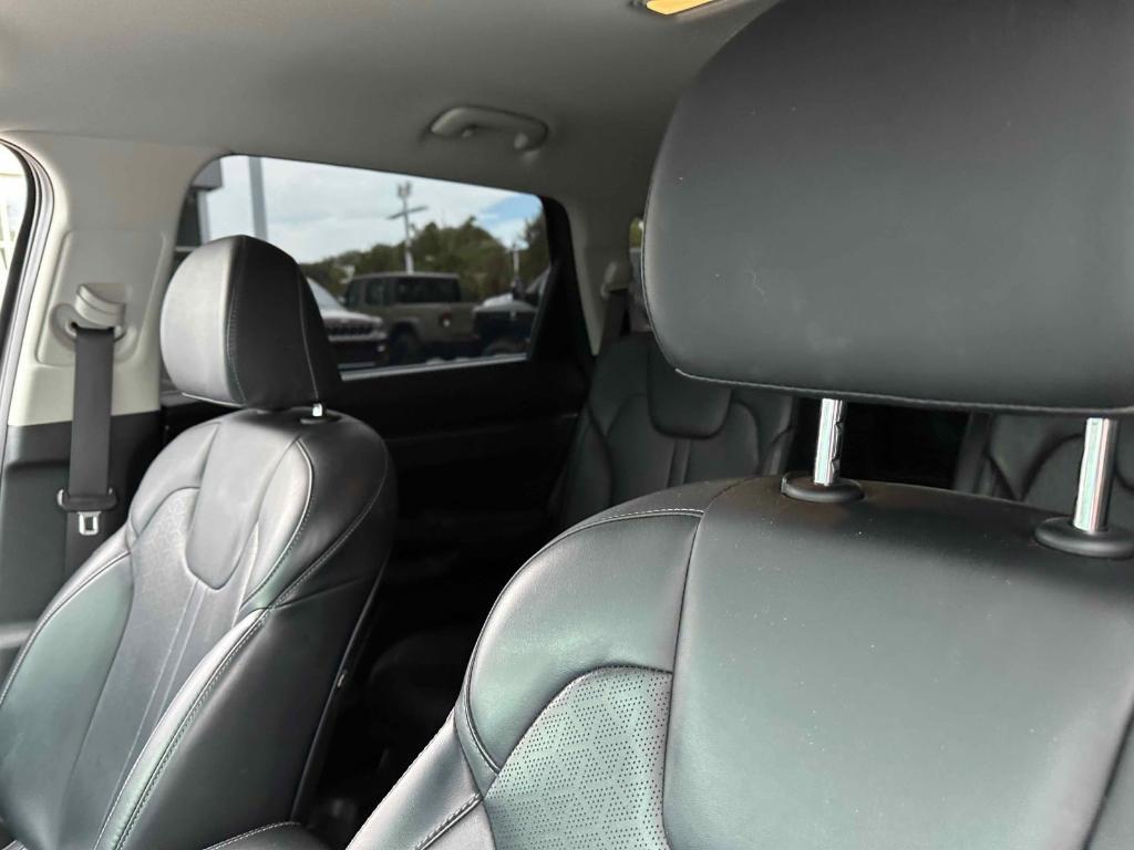 used 2022 Kia Sorento Hybrid car, priced at $27,440