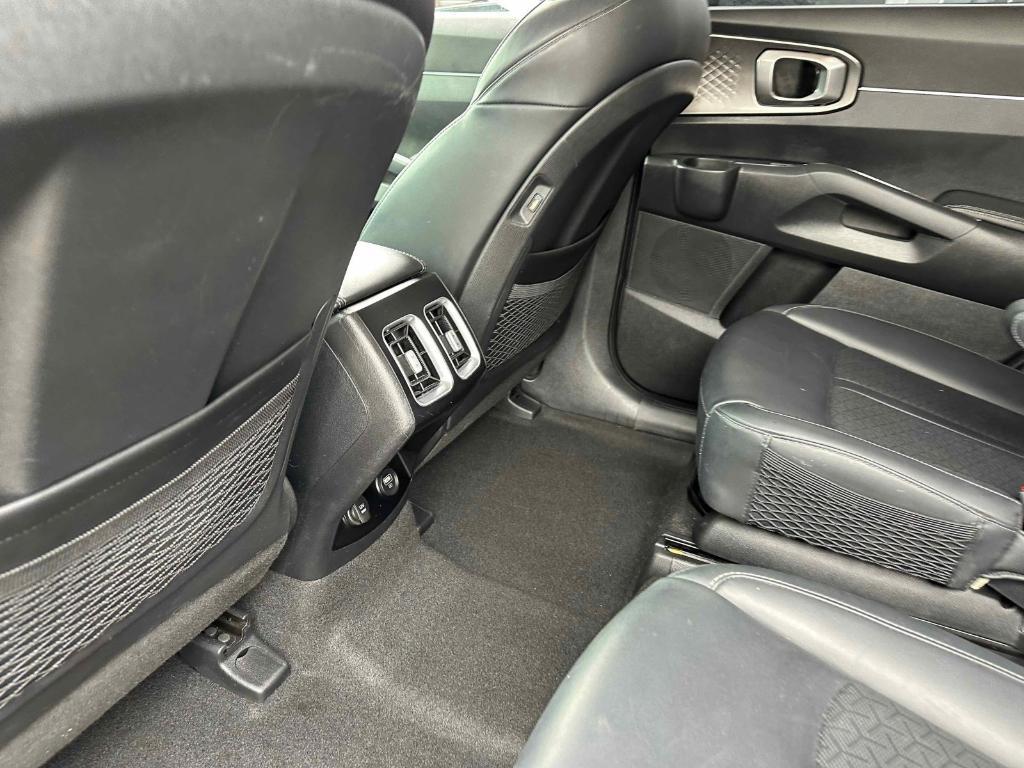 used 2022 Kia Sorento Hybrid car, priced at $27,440