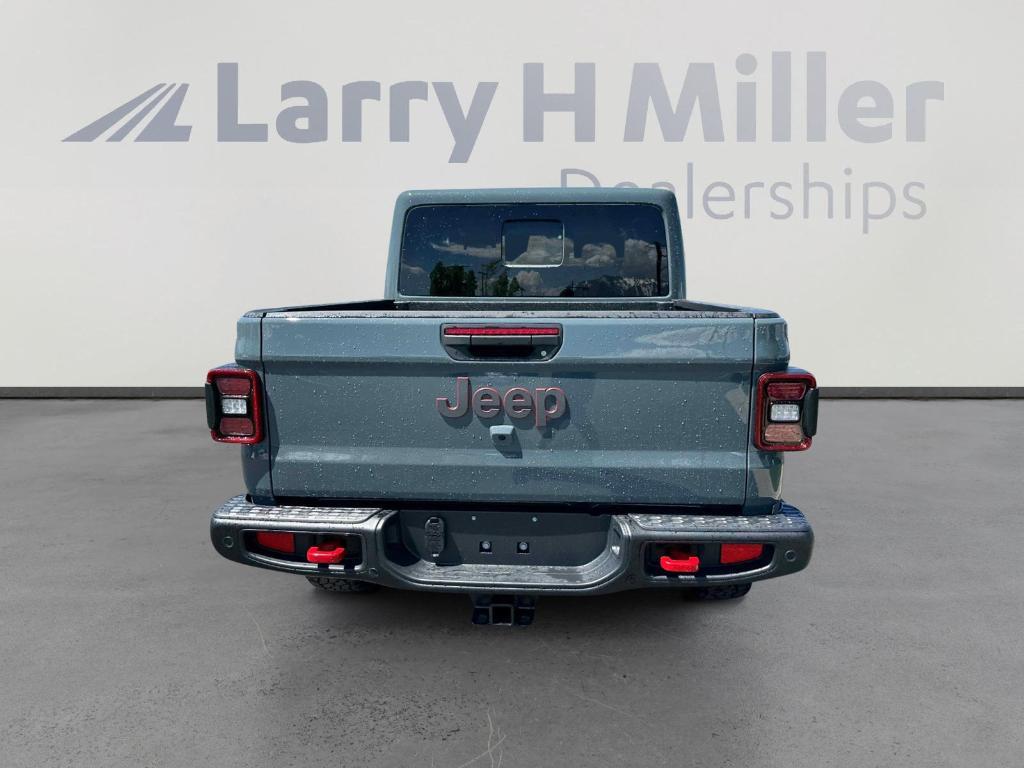 new 2025 Jeep Gladiator car, priced at $56,275