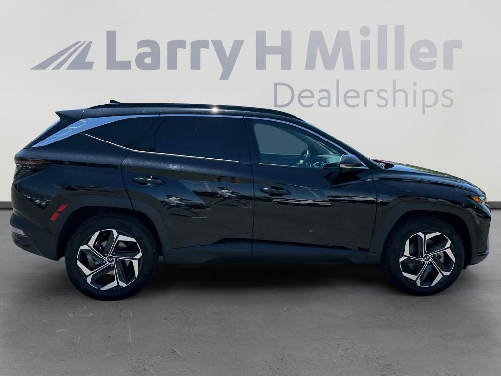 used 2022 Hyundai TUCSON Hybrid car, priced at $28,000