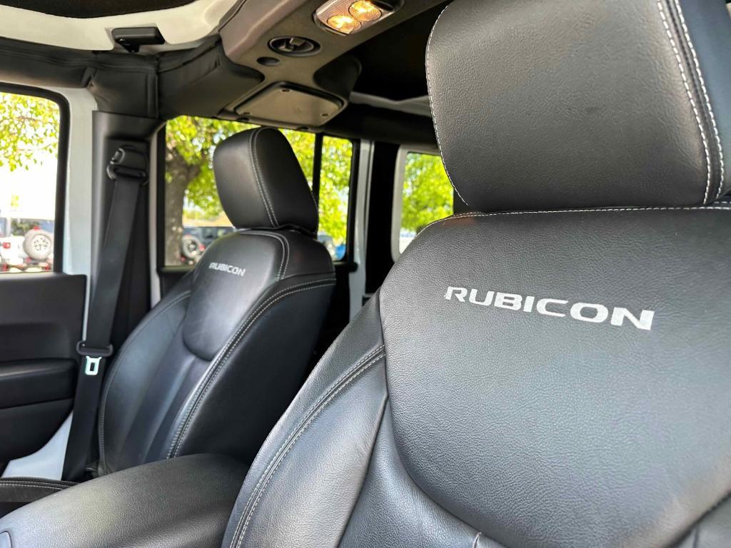 used 2015 Jeep Wrangler Unlimited car, priced at $23,874