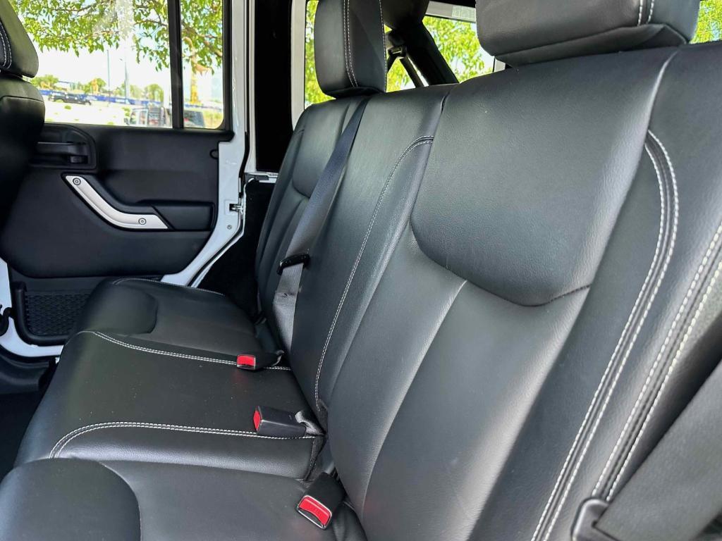 used 2015 Jeep Wrangler Unlimited car, priced at $23,874