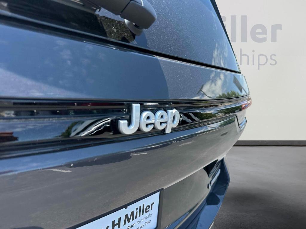 new 2025 Jeep Grand Cherokee car, priced at $50,316