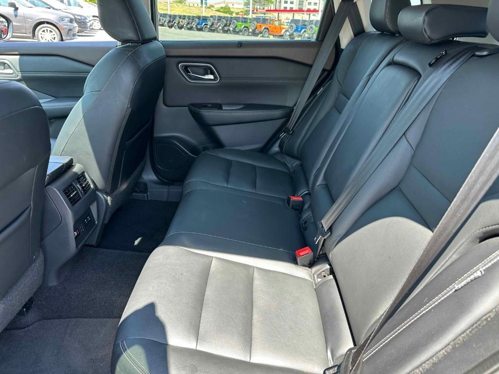 used 2021 Nissan Rogue car, priced at $28,111
