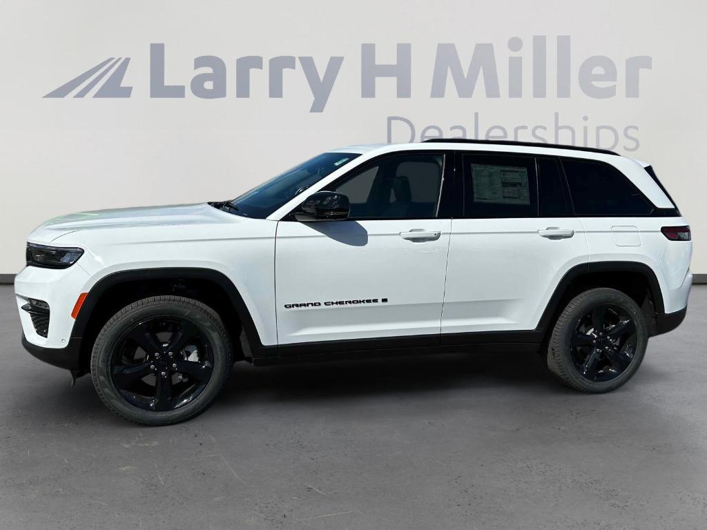 new 2025 Jeep Grand Cherokee car, priced at $50,760