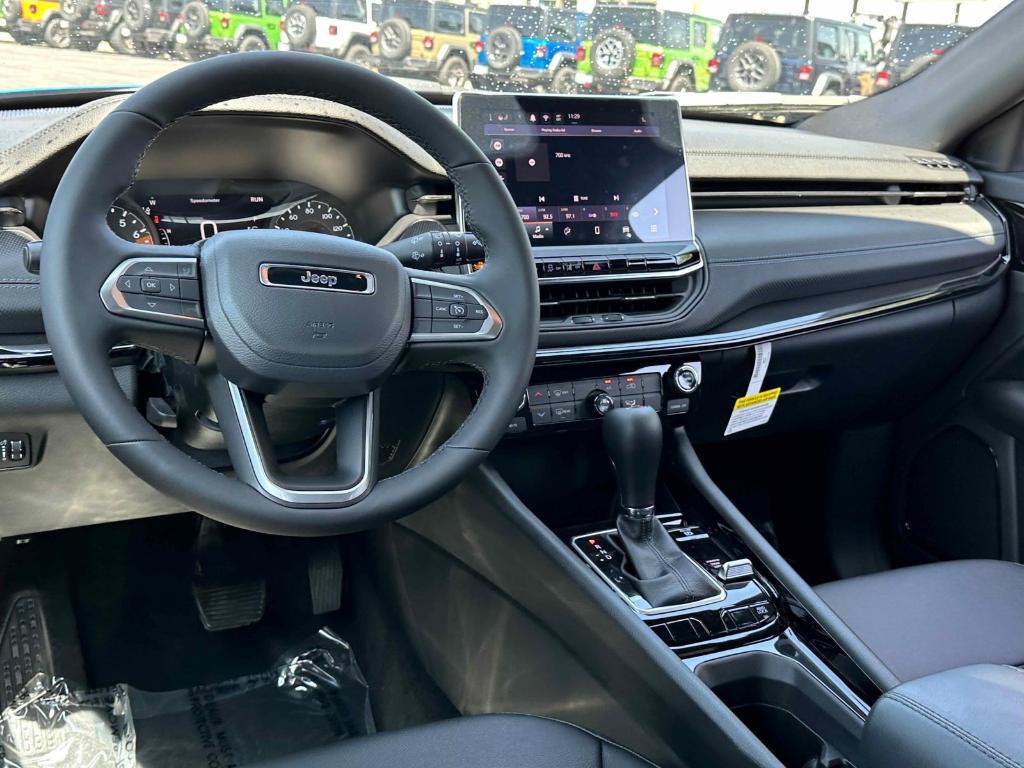 new 2025 Jeep Compass car, priced at $30,708