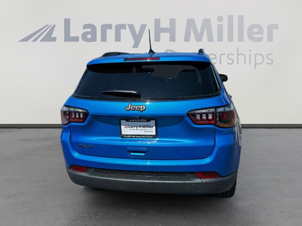new 2025 Jeep Compass car, priced at $30,708
