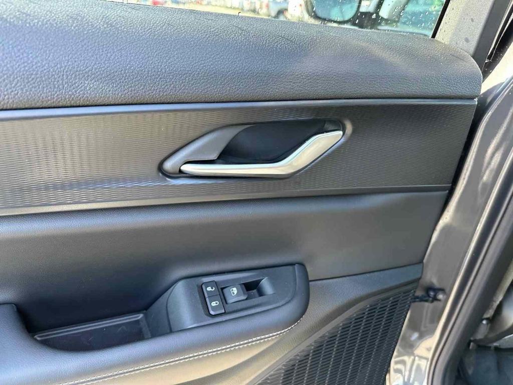 new 2025 Jeep Grand Cherokee L car, priced at $42,221