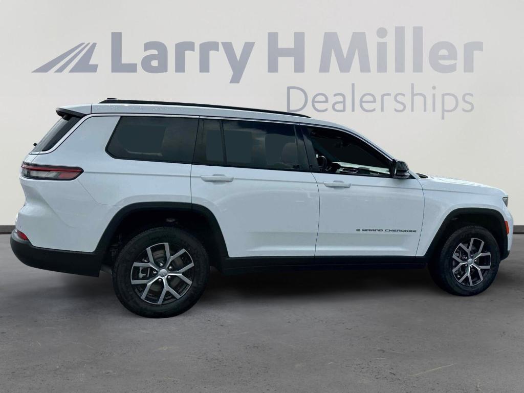 new 2025 Jeep Grand Cherokee L car, priced at $50,357