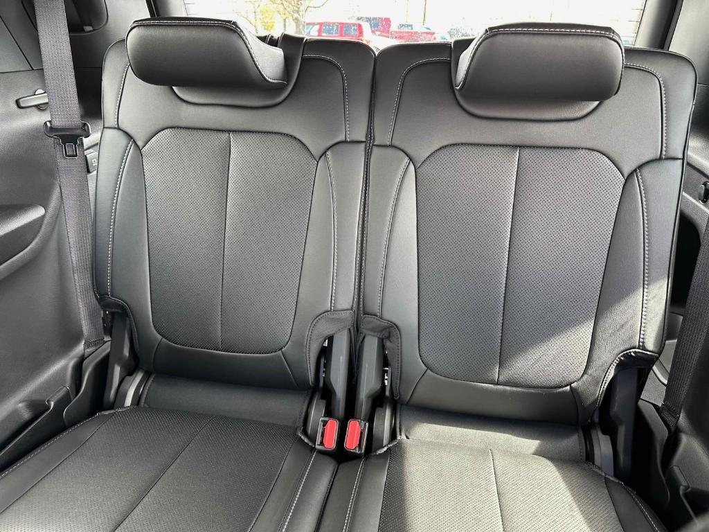 new 2025 Jeep Grand Cherokee L car, priced at $50,357