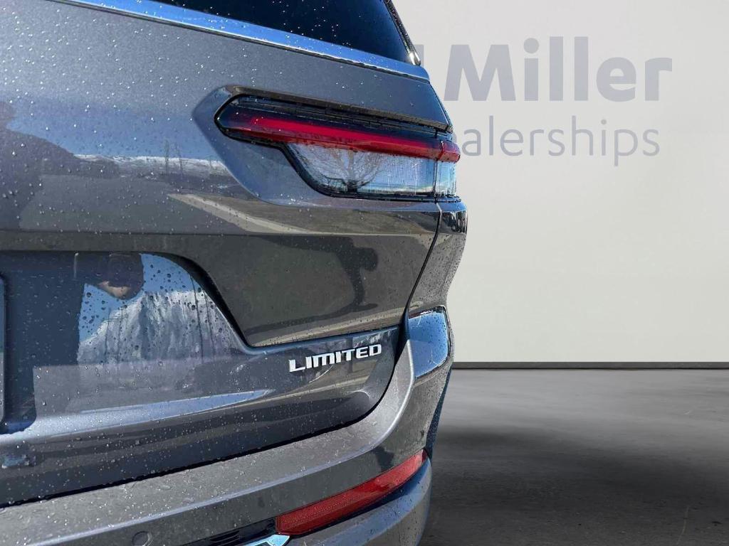 new 2025 Jeep Grand Cherokee L car, priced at $46,467