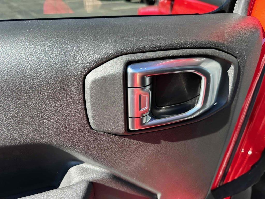 new 2025 Jeep Gladiator car, priced at $46,493